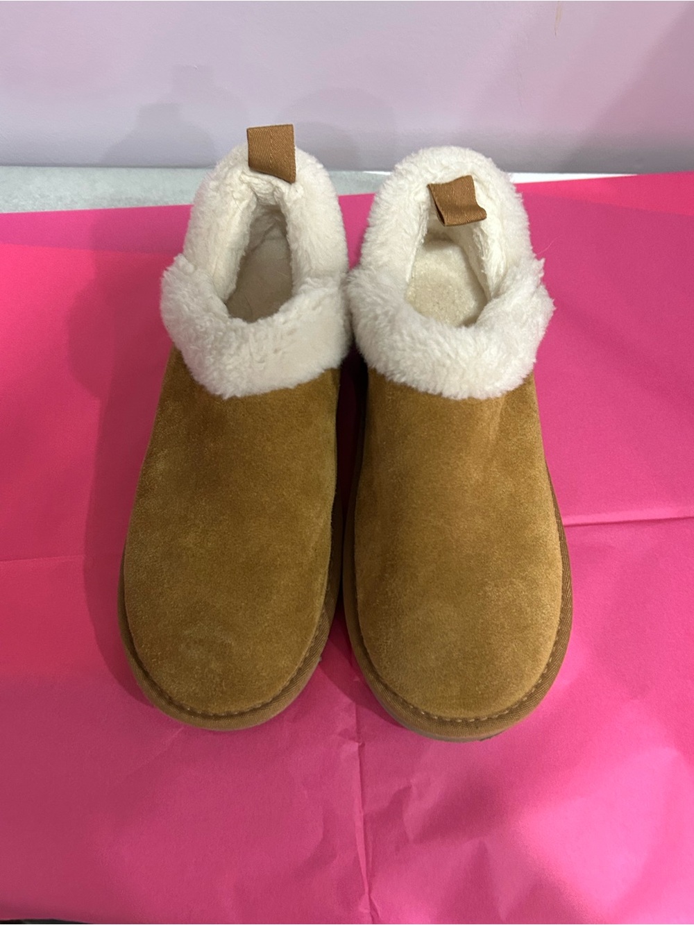 Koolaburra Chestnut Suede Ankle Booties with Cream Shearling Cuff